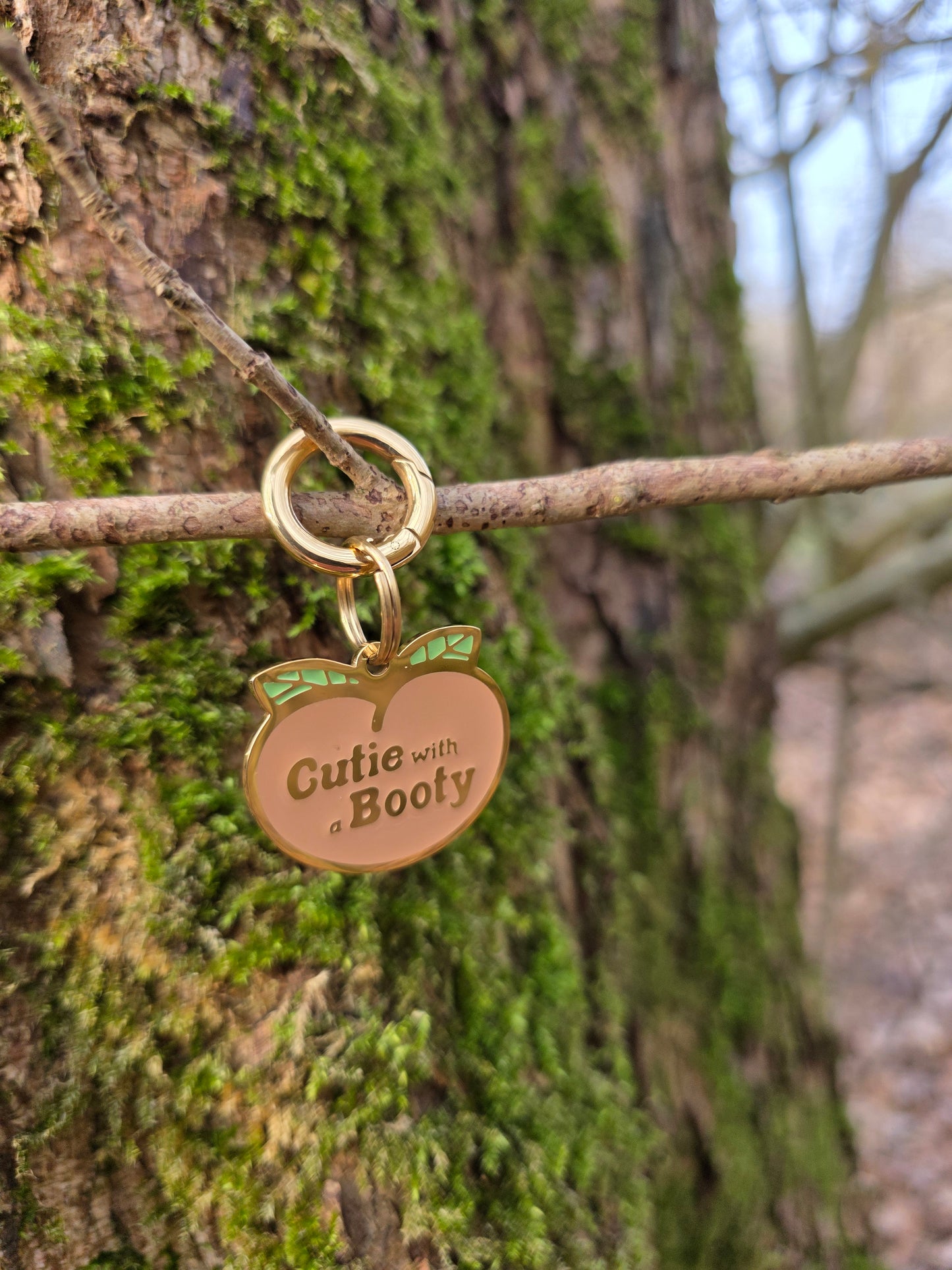 Cutie With a Booty | Goud